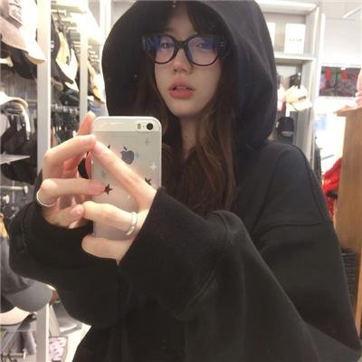 女伯爵